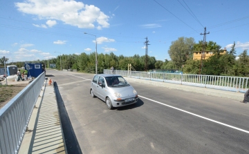 Megnyitották - újra lehet közlekedni a Palotai úti Gaja-hídon