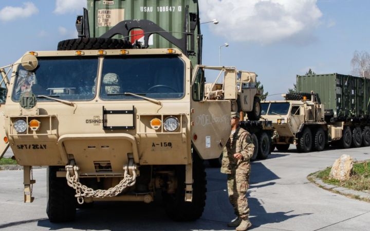 Katonai konvoj lassíthatja a közlekedést a jövő héten