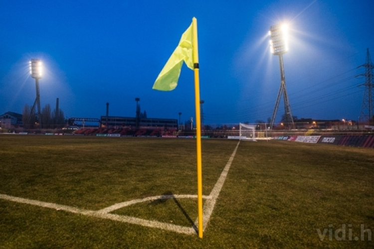 Alkalmatlan a játékra a Bozsik stadion talaja, elmaradt a Honvéd - Vidi meccs