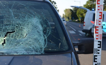 Két autó karambolozott az M7-esen, Székesfehérvárnál