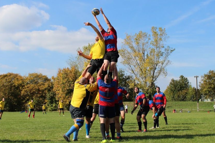 Utánpótlás régiós rugby tornán találkoztak Fehérváron a kezdő játékosok