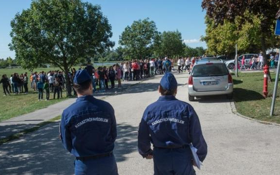 Riadó egész Székesfehérváron – gyakorlatok sorozata a városban