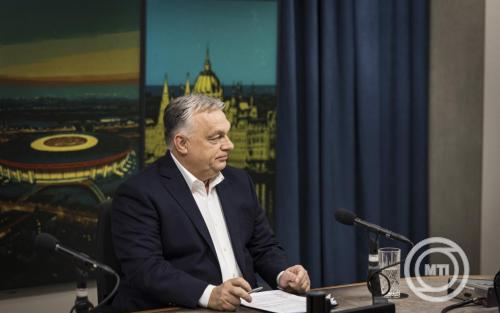 Orbán Viktor: meg kell akadályozni, hogy az európaiak belemeneteljenek a háborúba