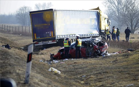 Szabadlábra helyezték a rendőrnőt elgázoló kamionsofőrt