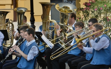 Fehérvári Fúvószenekari Fesztivál szombaton a belvárosban