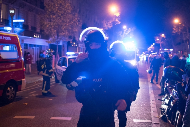 Merényletek Párizsban - Házkutatások Brüsszelben, egy embert őrizetbe vettek