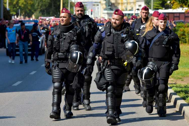 Vasárnap Fehérvár-Fradi - készenléti rendőrök is segítik a meccs biztosítását