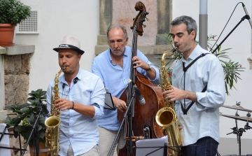 Alba Regia Jazz Feszt három estén keresztül Fehérvár belvárosában