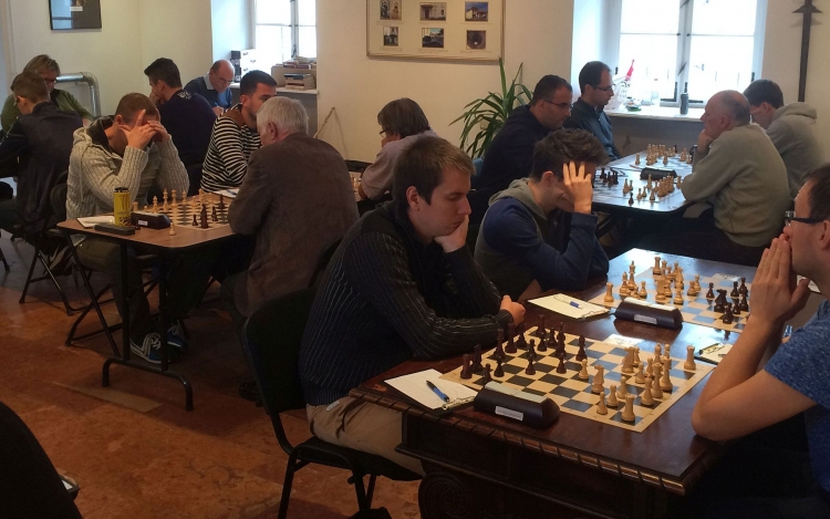 Nagyarányú fehérvári győzelem a sakk csapatbajnokság hajrájában