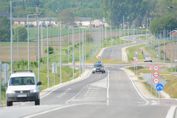 MEGNYÍLT AZ AUTÓSOK SZÁMÁRA IS A DÉLI ÖSSZEKÖTŐ ÚT SZÉKESFEHÉRVÁRON