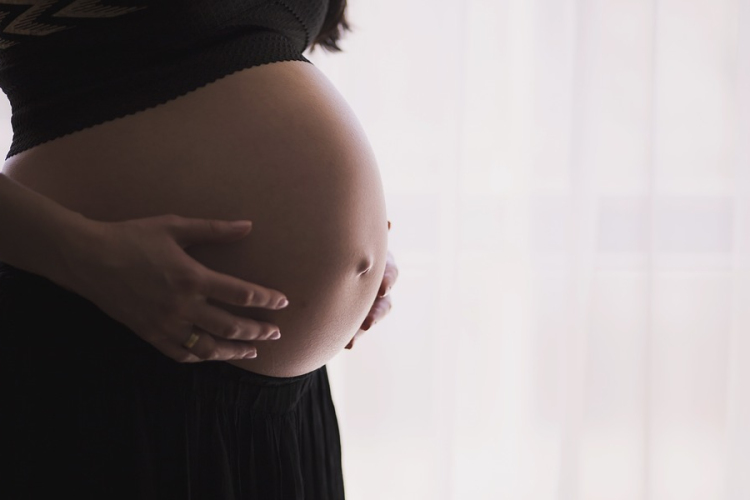 A várandósság alatti stressz növeli a gyerek későbbi személyiségzavarának kockázatát