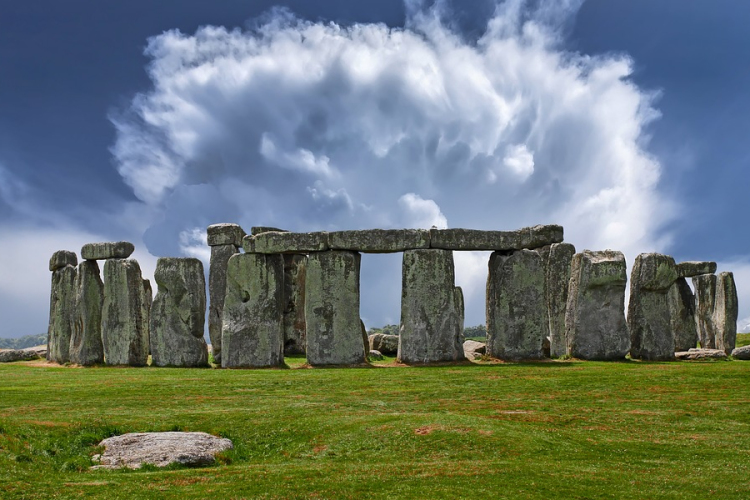 Megváltoztatták a Stonehenge-nél tervezett alagút nyomvonalát