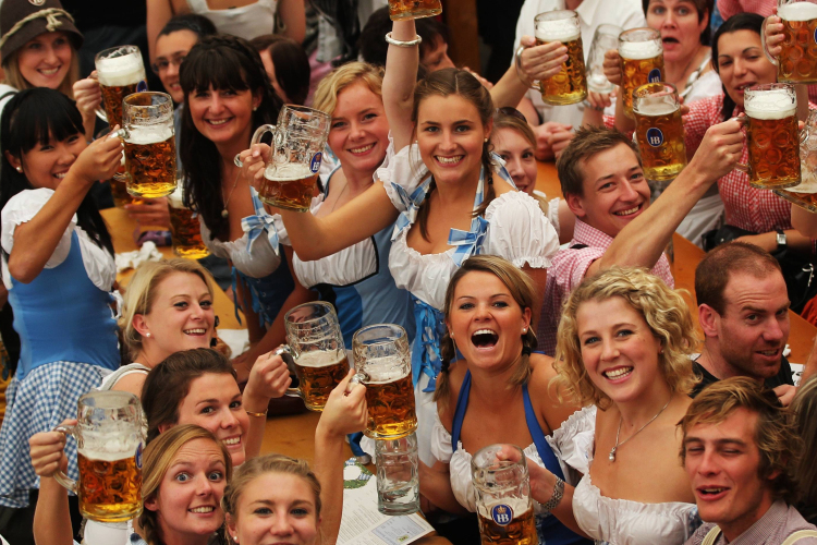 Szigorú biztonsági előírásokat vezetnek be a müncheni Oktoberfesten