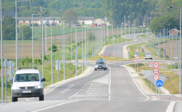 MEGNYÍLT AZ AUTÓSOK SZÁMÁRA IS A DÉLI ÖSSZEKÖTŐ ÚT SZÉKESFEHÉRVÁRON