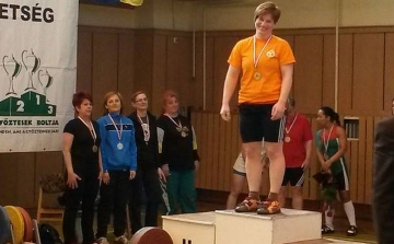 Kiváló formában a kétszeres európa-bajnok súlyemelő Bódis-Szabó Katinka