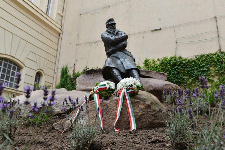 Gyóni Géza katonaköltőre emlékeztek halálának 100. évfordulóján
