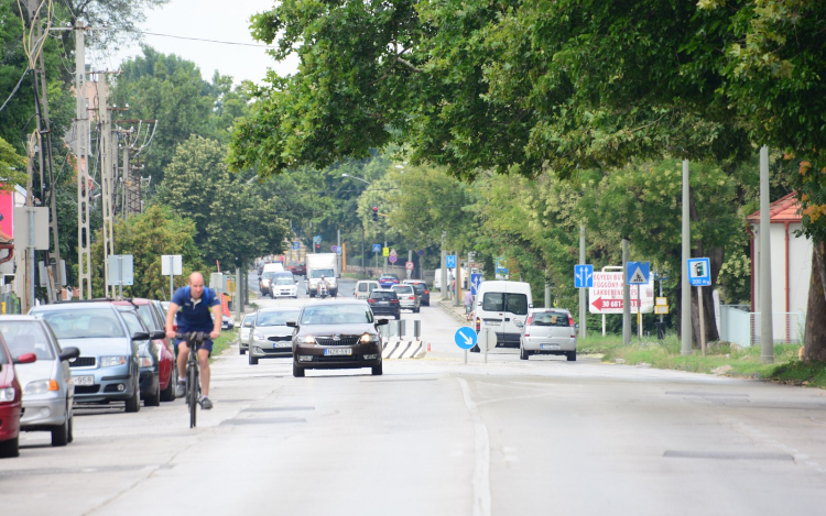 A Királykút kereszteződésben kezdődik a Berényi út felújítása