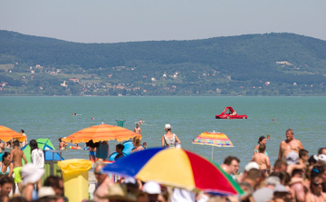 Erős nyári szezonra számít a rendőrség a Balatonnál