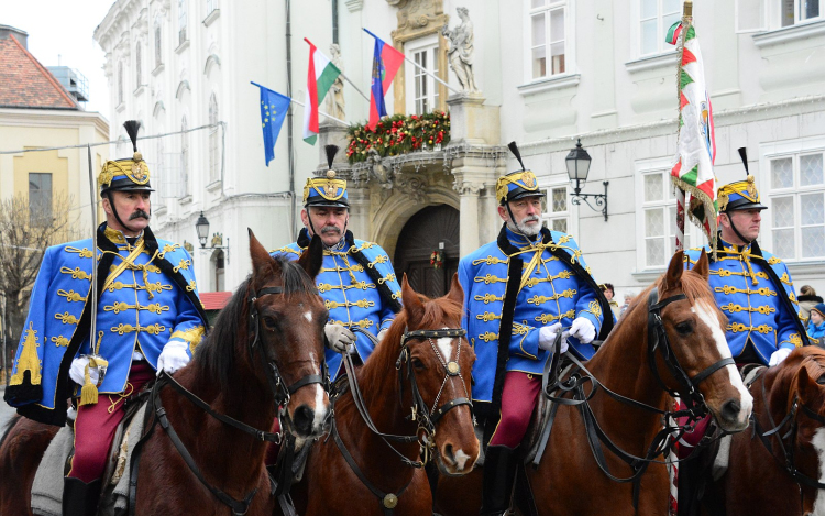 A LIMANOVAI CSATA 103. ÉVFORDULÓJÁRA EMLÉKEZTEK A FEHÉRVÁRI HUSZÁROK