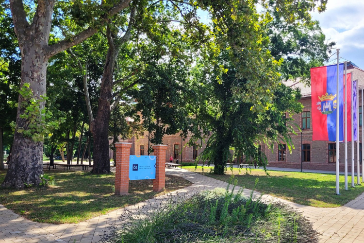 381 új hallgatóval kezd szeptembertől az Óbudai Egyetem Székesfehérváron