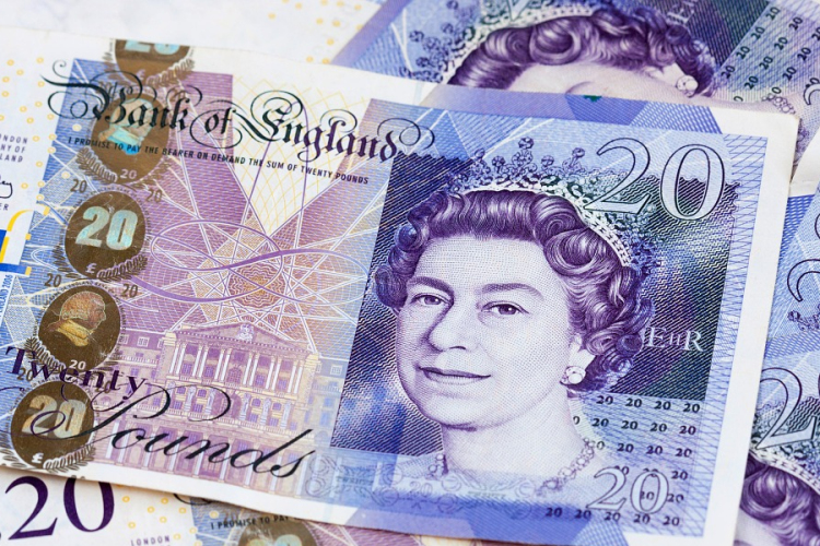 Maratoni sátorozással óriási adományt gyűjtött egy 11 éves brit fiú